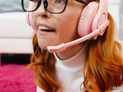 [Brazzers] Lauren Phillips, Madi Collins, Abigaiil Morris - American Bimbo 2 - Gamer Girl