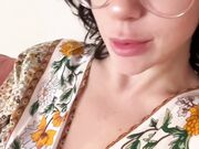 Mama Fiona - Mom Likes to Peep