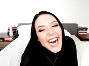 Angela white joidffd