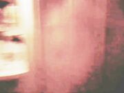 Nach dem Ficken wird geduscht