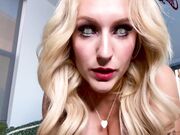 chrismas hypno tits eyes molly