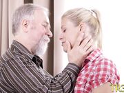 Glamour blonde maid wanted to fuck