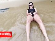 Latina girl public blowjob on the beach and sex - amateur video