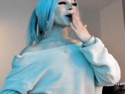 Seductive Ts Showing That Sexy Ass And Feet