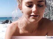 Gorgeous blonde Eva Elfie beach fucking