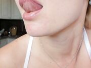 Blonde Solo Webcam Girl in Public BDSM Fingering