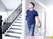 Redhead MILF gets her juicy pussy fucked