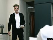 Lesbian tries straight sex first time