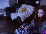 Ellie Skyes – Mommy in Your Wet Dreams -