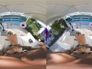 PURITYVR Business woman with Lisa Amane