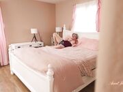 AuntJudysXXX - POV You Caught Your Stepmom Dee Williams Masturbating in You.mp4