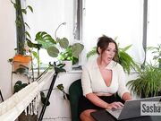 SashaCurves - Learning From Mommy -