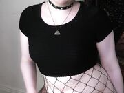 Cult of Nuni - You look even Cuter on your Kness