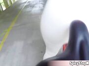 Sporty stepmom with bubbly ass fucked