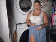 MILF Nikki Lynn Mommy Gets Bred Instead Of Bread.mp4