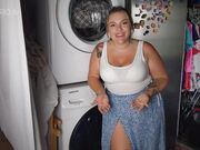 MILF Nikki Lynn Mommy Gets Bred Instead Of Bread.mp4