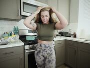 JaybbGirl - Bother is Scared of the Female Body