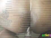 Big-tit Ebony MILF's St. Patrick's Day Hookup