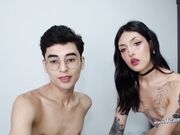 Sexy Ts Babe Slurping Bf's Wand