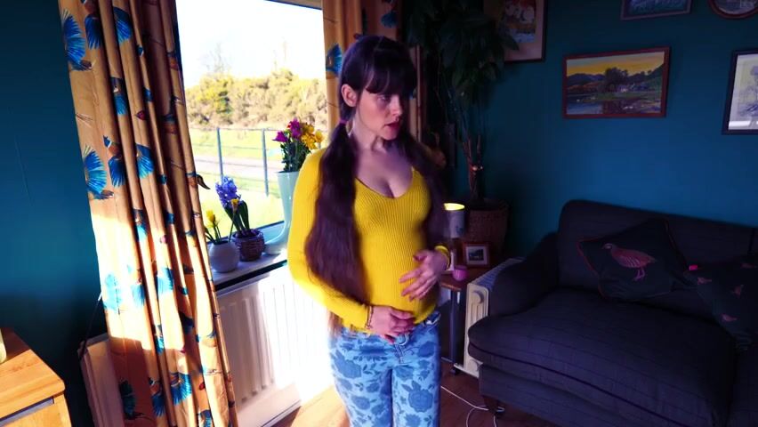 Sydney Harwin - Bunking with your horny pregnant sister