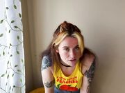 TheEleanorGee_Sister-and-Your-Pillow.mp4