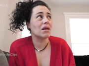 Natalie wonder - sister gives pills for growing monster.mp4