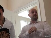 Bathroom sex with a wife Elicia Solis in a new house