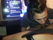 FORTNITE PLAYER GETS BLOWJOB FROM HOT BRUNETTE IN BDSM SESSION