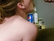 Deutsche MILF gibt Geburtstag Blowjob überrascht!