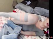 Teen Babe's First Pussy Lick Orgasm on Webcam