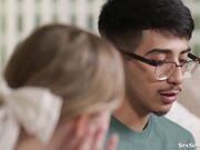 Virgin cheerleader fucks her shy friend