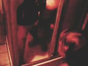 Tanja Klinge wäscht sich die Fotze