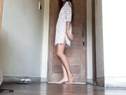 Delivery Surprise: No Panties