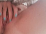 Teen Solo Female Masturbating on Webcam to Orgasm