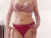 Daniela Duran describes her sex adventures in dirty talk livestream show