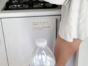 Nudist Daniela Duran cooking naked livestreaming to webcam audience