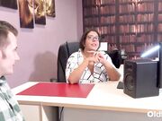 Busty British Lady Enjoys Seducing Handy Horny Guy