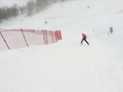 Exhibitionist Skiing: Blonde Flashes in Cable Car