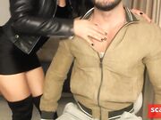 Muscled Personal Trainer Satisfies Horny MILF Client