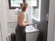 Delivery Guy Pounds Me From Behind for a Package