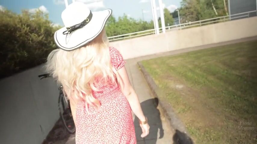 FionaMommy - Mommy's Summer Secret