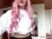 Anal Fingering Solo With A Big Ass Babe