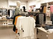 Big-tit milf publicly masturbates in a changing room