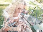 Fucking TS hitchhiker while we stop in the park