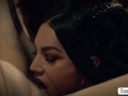 Requesting this malevolent TS lick and fuck my pussy