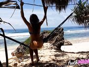 Public Pussy & Anal Play at Surfers Beach