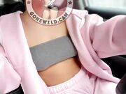 Hot Girl in the Hatchback Fast Play 10 Sec Sprint