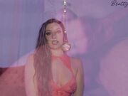 B r9t ty-B un ny Gay Pendulum Swing